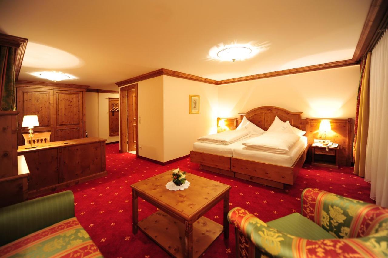 Hotel Max ザーファウス エクステリア 写真