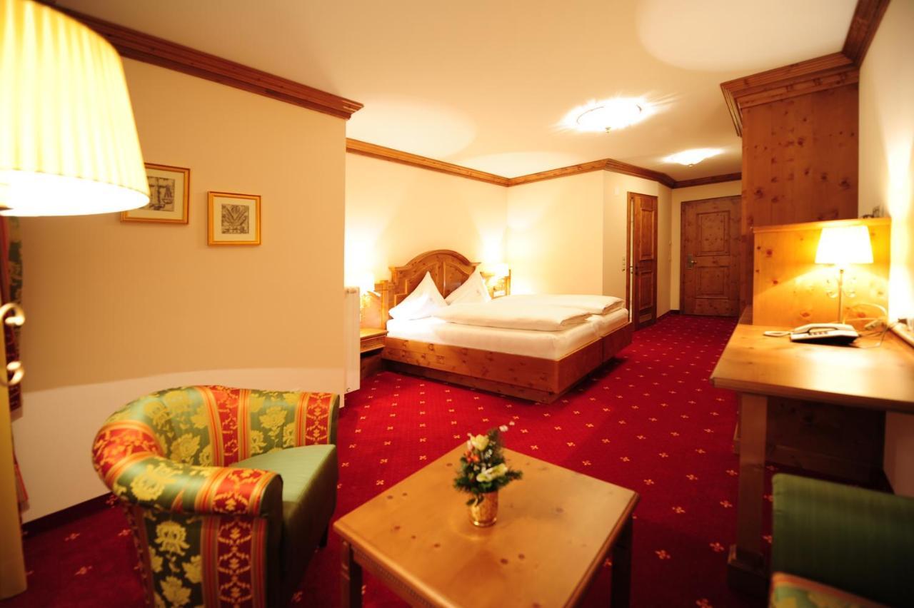 Hotel Max ザーファウス エクステリア 写真