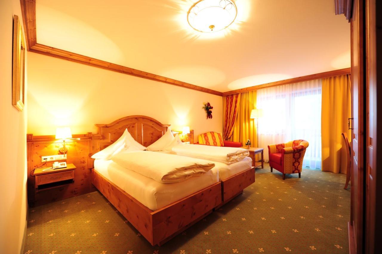 Hotel Max ザーファウス エクステリア 写真