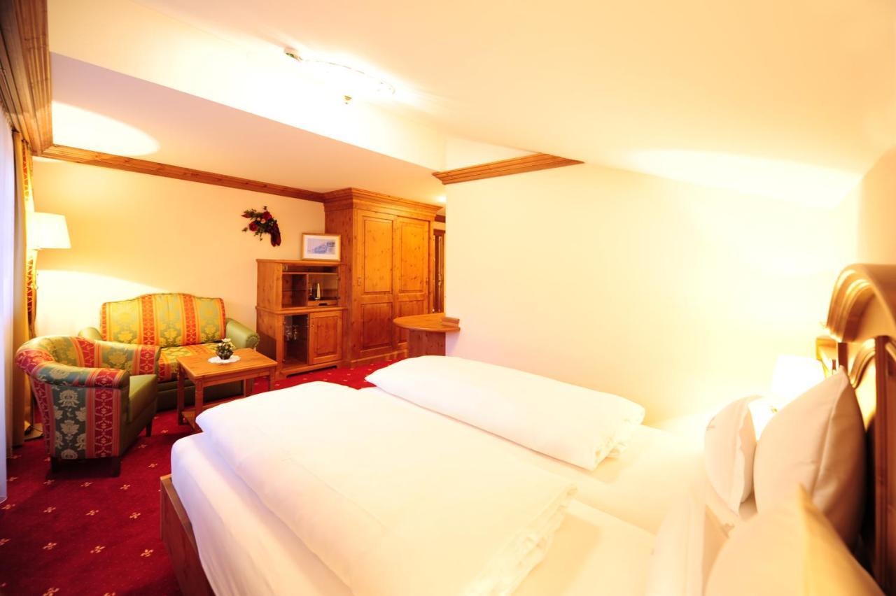 Hotel Max ザーファウス エクステリア 写真