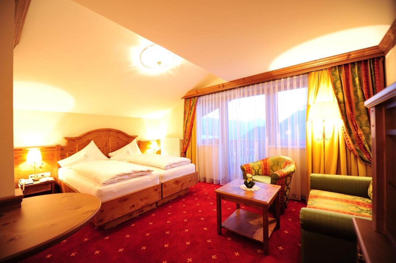 Hotel Max ザーファウス エクステリア 写真