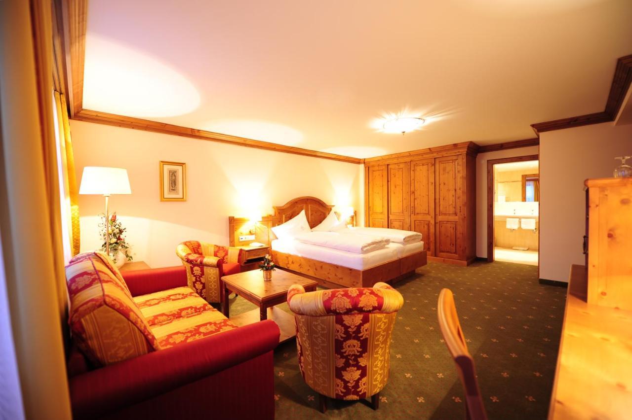 Hotel Max ザーファウス エクステリア 写真