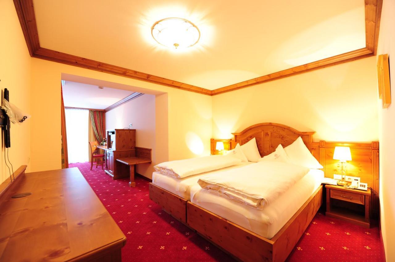 Hotel Max ザーファウス エクステリア 写真