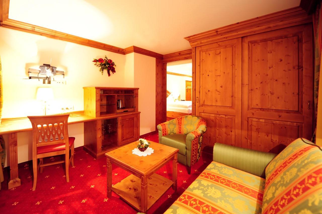 Hotel Max ザーファウス エクステリア 写真